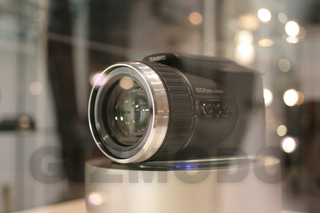Illustration for article titled First 360 View of the 300FPS Mystery Casio Exilim,